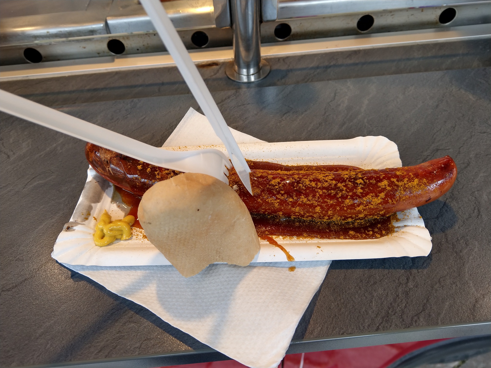 lubeckerCurrywurst.jpg